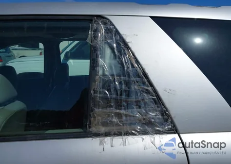 2003 Saturn Vue V6 from USA, damaged, VIN 5GZCZ53B53S894307